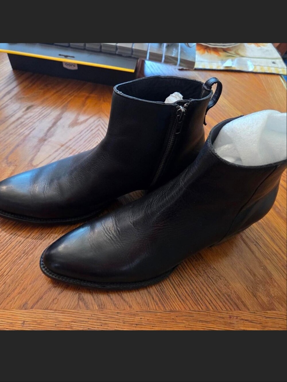 Rujo women's "The Kim" boots size 11b